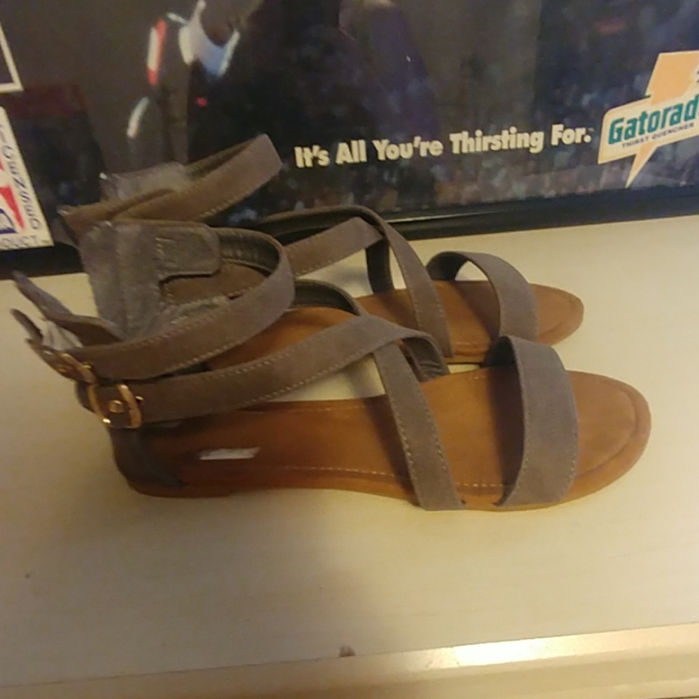 Womens sandals